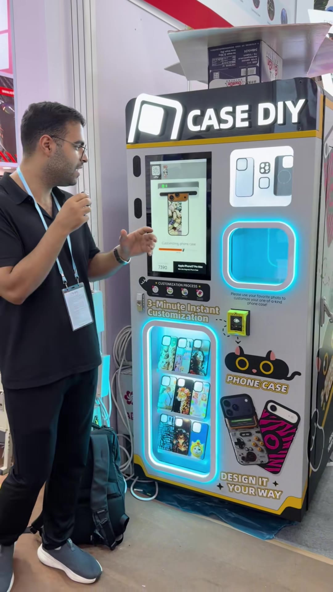 Phone case vending machine video by @hussein.jawad.cn